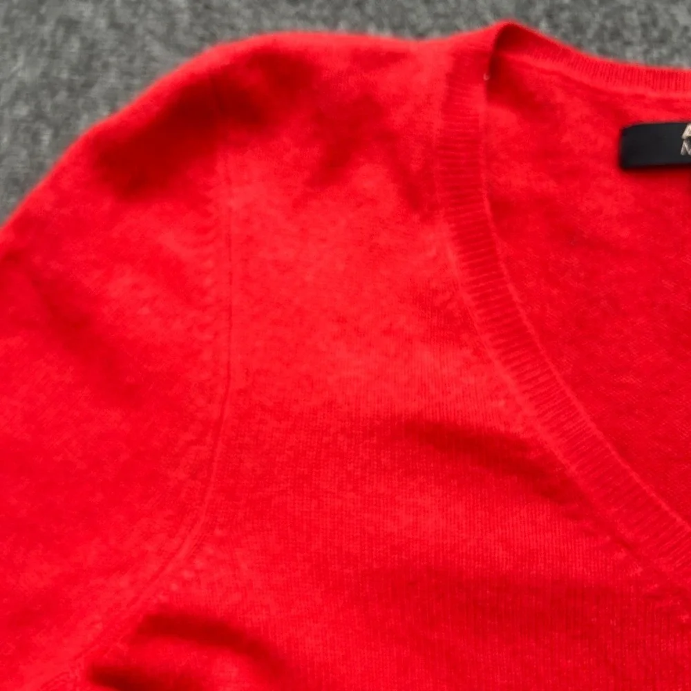 Alex Marie Cashmere V-Neck‎ Sweater M Red Soft Old Money Quiet Luxury Preppy